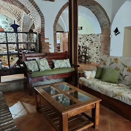La Casa Del Marques 컨트리하우스 Logrosán
